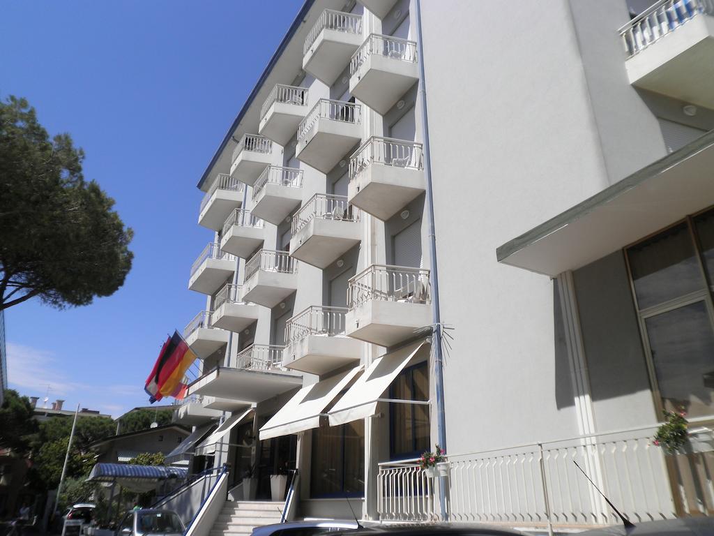 Hotel Umberto Lido di Jesolo Exteriér fotografie